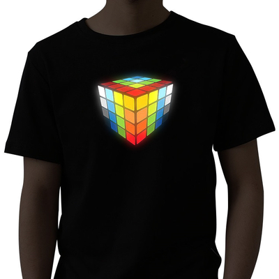 夏の音は点滅するLEDのTシャツの平衡装置ライトを活動化させた