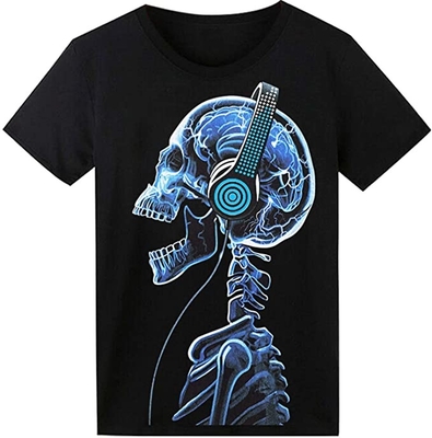 音楽はシルク スクリーン印刷パターン骨組を搭載するLEDのTシャツの上でつく